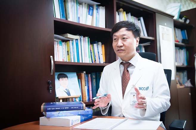 국립암센터 금연지원센터장, 가정의학과 전문의 김열