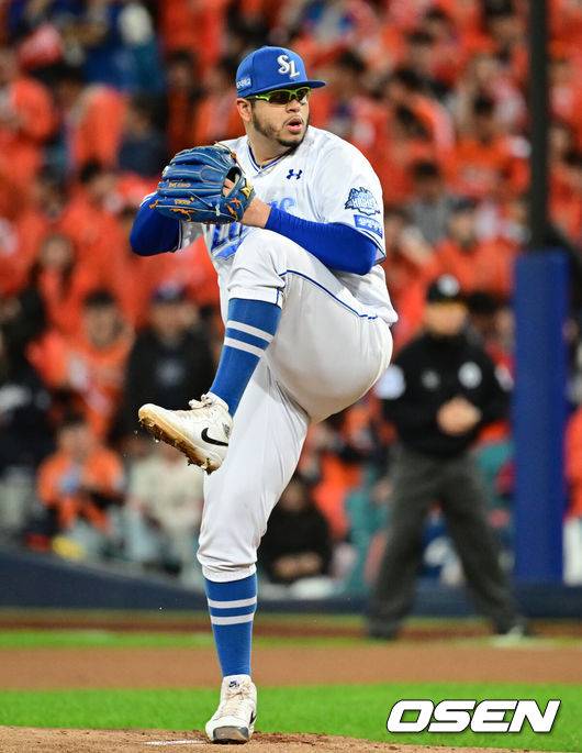 [OSEN=조은정 기자] 플레이오프 3차전 삼성 후라도. 2025.10.21 /cej@osen.co.kr