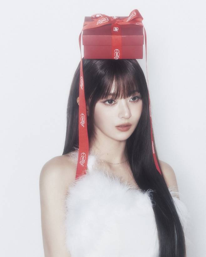 프로미스나인 이나경. 사진 | 어센드