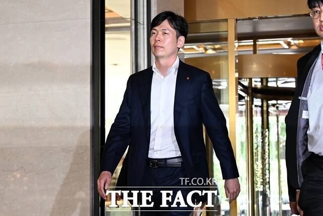 신유열 롯데지주 부사장은 롯데바이오로직스 각자대표를 맡는다. /더팩트 DB