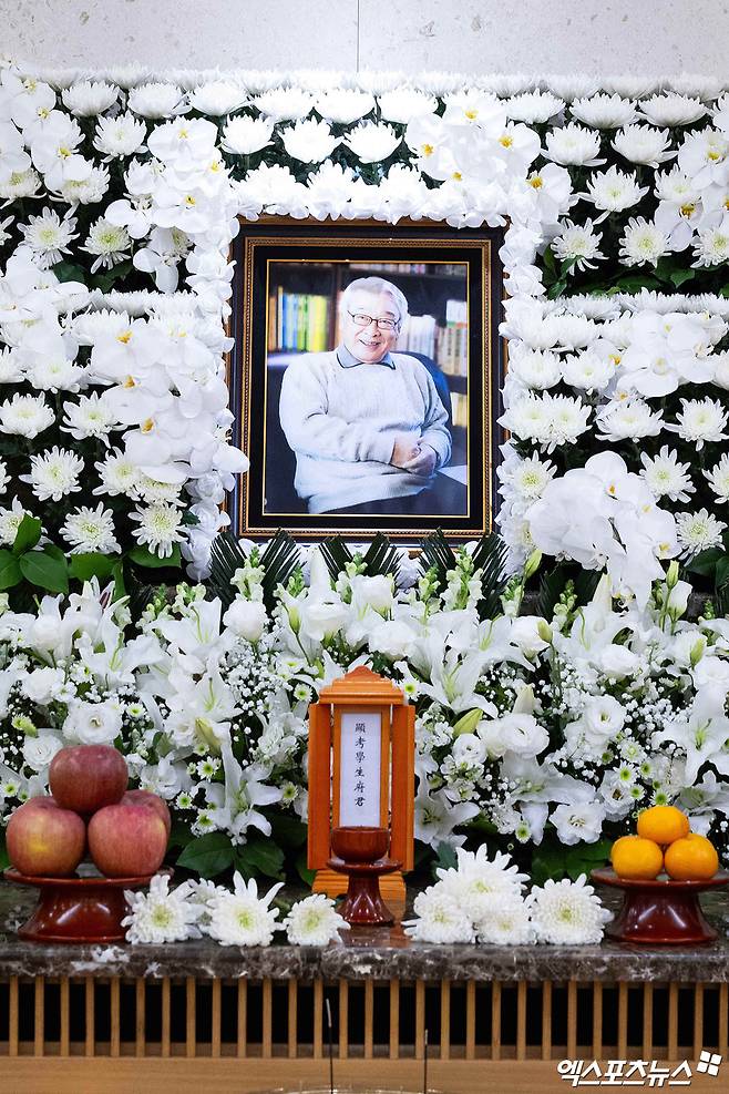 故 이순재 빈소.
