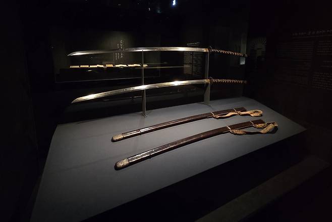 "Swords of Admiral Yi Sun-sin," on view as part of the exhibition "The Great Admiral Yi Sun-sin" at the National Museum of Korea (Park Yuna/The Korea Herald)
