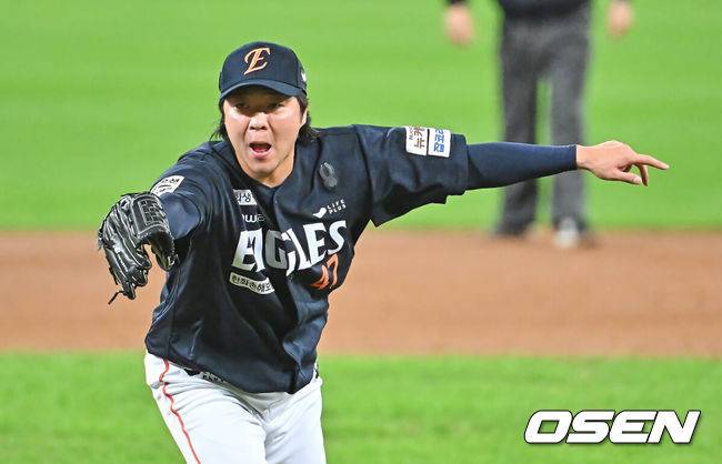 [OSEN=대구, 이석우 기자] 한화 이글스 김범수 015 2025.10.22 / foto0307@osen.co.kr