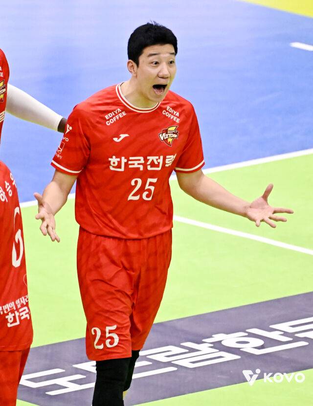 환호하는 신영석./KOVO