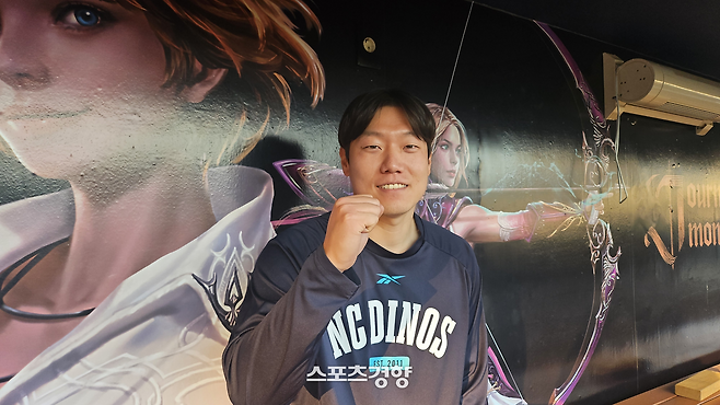 NC 김재열이 창원NC파크에서 마무리캠프 훈련 중 내년 각오를 다지고 있다.