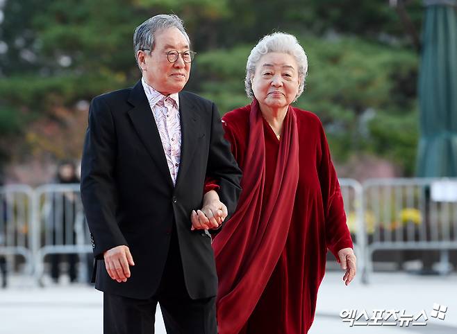 이묵원, 강부자 부부. 사진=엑스포츠뉴스 DB