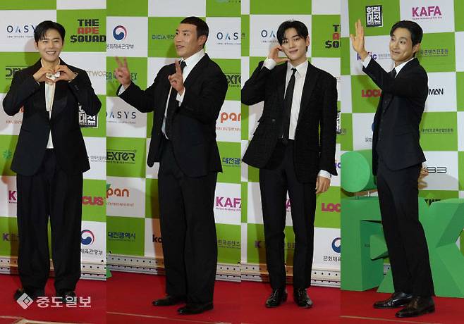 제7회 대전특수영상영화제(7th Daejeon Special FX Festival) 'DFX OTT어워즈'가  11월 28일 대전 ICC호텔에서 열린 가운데 시상식에 참석한 배우들이 포토라안 앞에서 포즈를 취하고 있다.(왼쪽부터)김동준, 태원석, 박재찬, 배나라