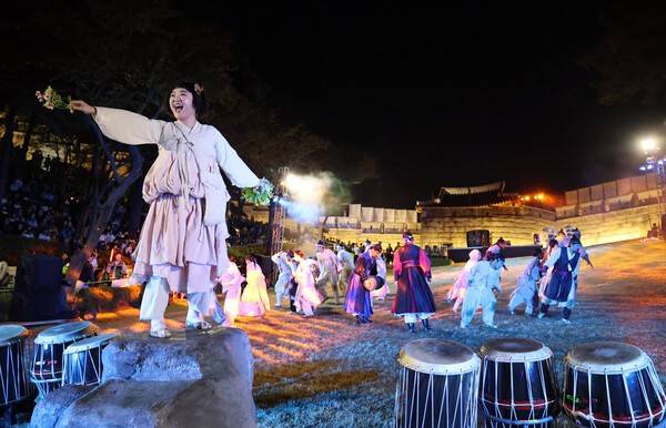 동래읍성역사문화 축제 야간뮤지컬(사진제공=동래구청)