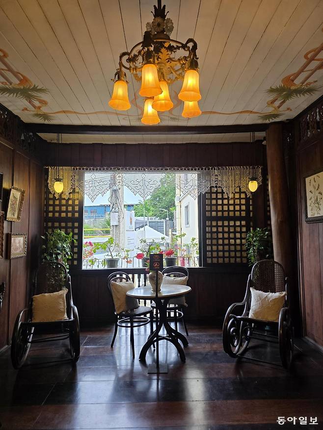 19세기 중엽 필리핀 상류층의 생활모습을 볼 수 있는 카사 고로르도 박물관.