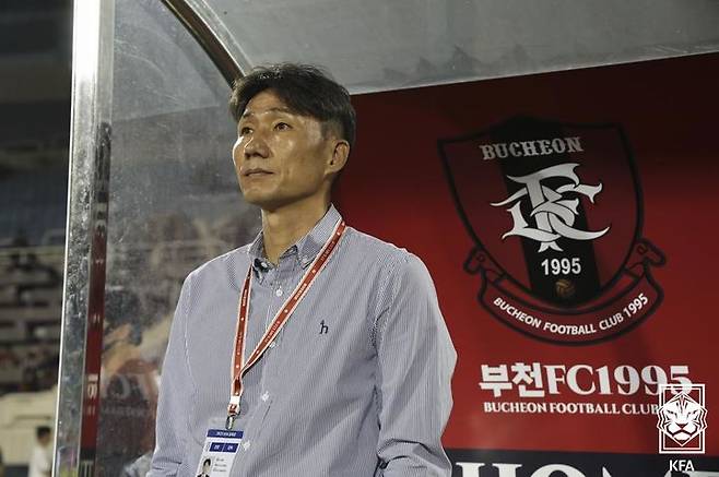 [서울=뉴시스] 프로축구 K리그2 부천FC1995의 이영민 감독. (사진=대한축구협회 제공)  *재판매 및 DB 금지