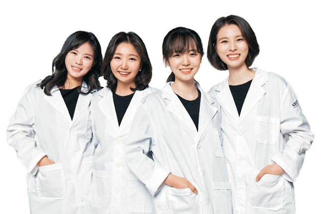 이너시아 제공