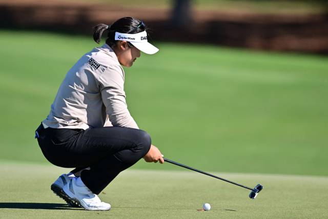 퍼팅을 준비하고 있는 유해란. 사진 제공=AFP연합뉴스