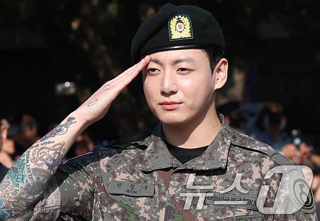 한 해킹조직은 군 복무 중이라 즉각 대응이 어려운 방탄소년단(BTS)의 정국 등 유명인사들의 유출 개인정보를 바탕으로 해킹을 시도한 바 있다. 2025.6.11/뉴스1 ⓒ News1 권현진 기자