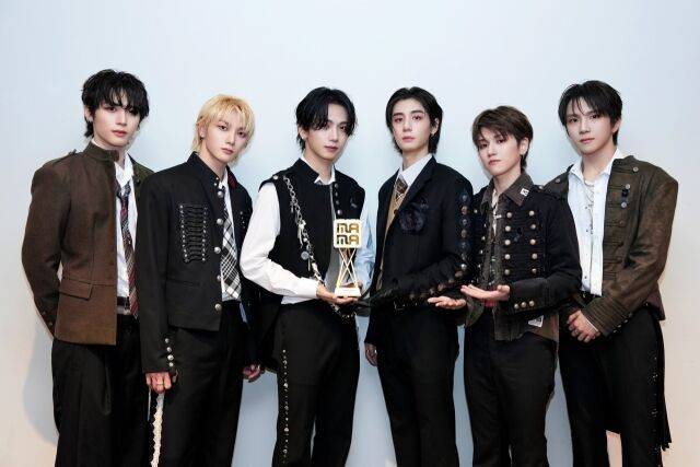 그룹 보이넥스트도어/KOZ엔터테인먼트