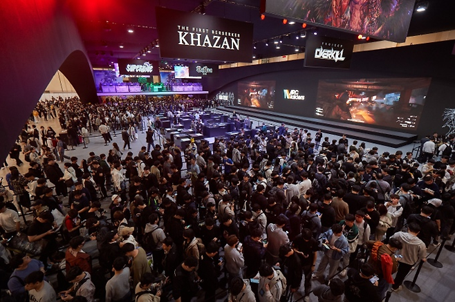 지난해 부산 벡스코에서 열린 ‘지스타 2024’ 내 넥슨 부스 전경 [넥슨 제공]