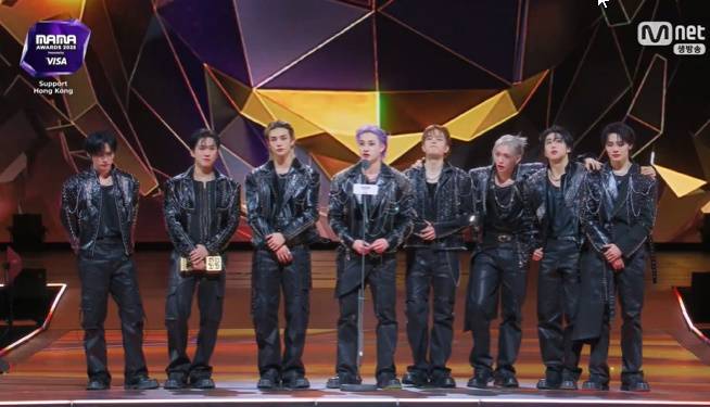 사진=‘2025 마마 어워즈’ 챕터2 중계 캡처