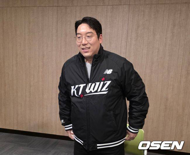 [OSEN=수원, 이후광 기자] KT 김현수 / backlight@osen.co.kr