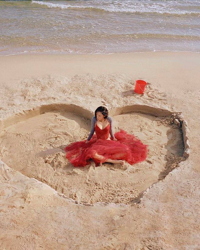 화사. 사진제공 | 피네이션