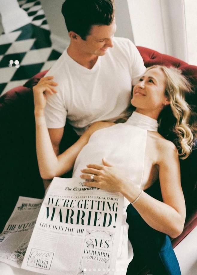 코르다(아래)와 약혼자의 모습 [코르다 소셜 미디어 사진. 재판매 및 DB 금지]