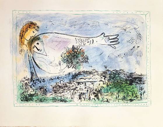 웅장한 건축과 자유로운 사유가 공존하는 파리는 샤갈의 예술을 성장시킨 기반이 됐다. 그림 속 에펠탑과 노트르담은 그리움과 사랑, 예술가로서의 정체성을 상징하는 이미지로 남아있다.