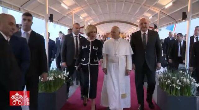 레바논을 방문한 교황 레오 14세는 베이루트 항구 폭발현장에서 기도하고, 10만명이 모이는 미사를 집전할 예정이다. 출처 바티칸 뉴스