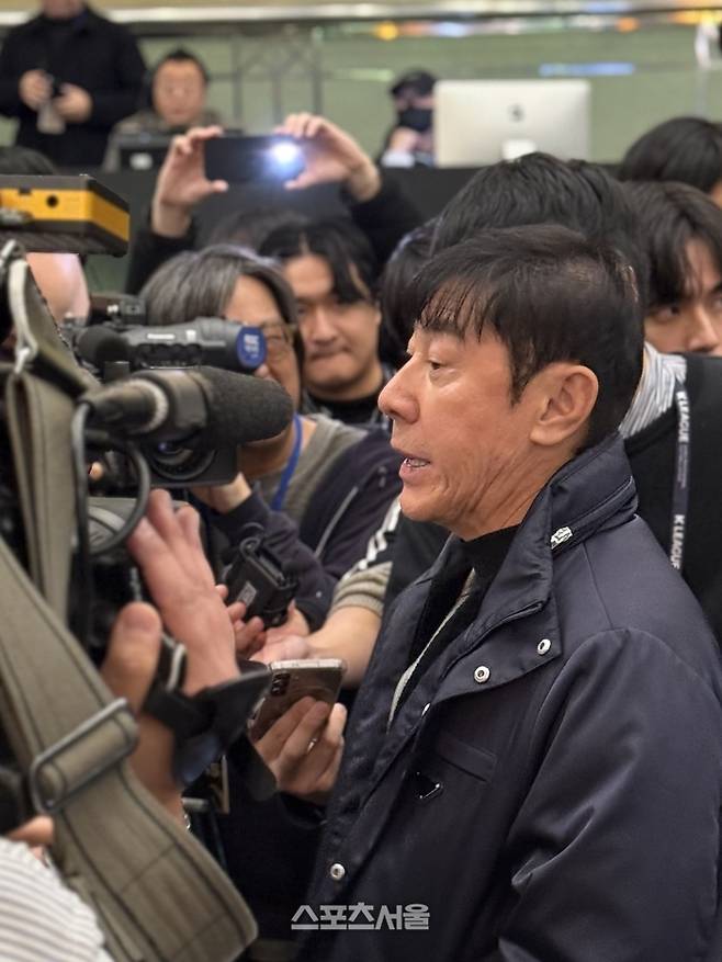 신태용 전 울산 감독이 1일 홍은동 스위스그랜드호텔에서 열린 K리그 시상식에서 발언하고 있다. 스포츠서울DB