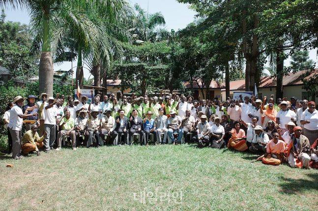 도호 지역 농민지도자들은 아프리카에서 다소 생소한 '협동'을 토대로 쌀 생산량과 품질 극대화에 성공했다. 이 과정에서 코피아 우간다 센터의 역할이 컸다. 지도자와 그룹으로 구성된 이들의 노력이 결실을 맺으면서 우간다는 '쌀 수출'이라는 궁극적인 목표를 꿈 꿀 수 있게 됐다. ⓒ데일리안 배군득 기자