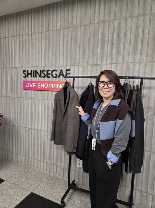 강혜연 신세계라이브쇼핑 패션팀 팀장. 신세계라이브쇼핑