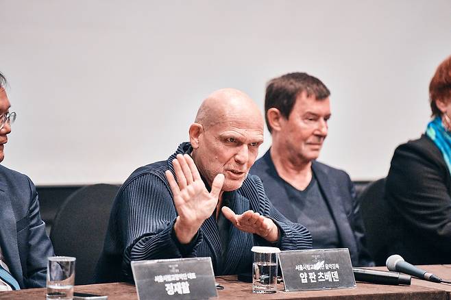 얍 판 츠베덴 서울시향 음악감독이 내달 4일부터 무대에 오를 국립오페라단 ‘트리스탄과 이졸데’의 지휘를 맡았다. [국립오페라단 제공]