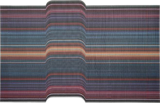 전병삼, 'WAVE__20250914001__BUTTERFLY', Stacking printed photographs, 122 x 79 cm(2025). 갤러리그림손 제공