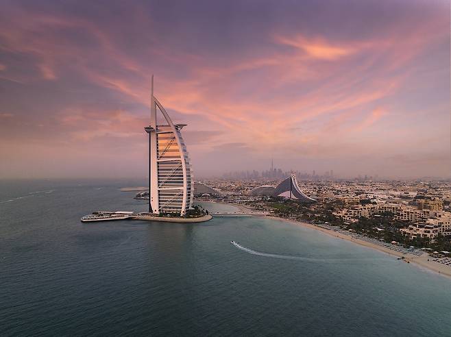 두바이를 대표하는 7성급 호텔 버즈 알 아랍 전경. 사진제공|VisitDubai