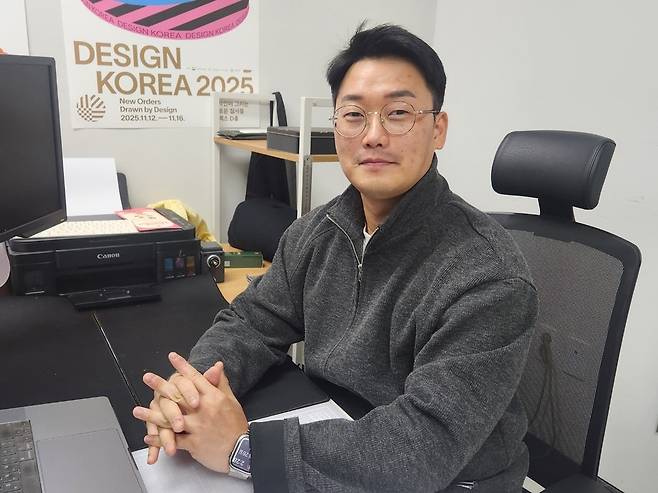 ▲ '(주)레시피디자인' 한상현 대표가 디자인 혁신으로 기업성장과 지역사회 성장을 함께 견인하겠다고 소신을 밝히고 있다.