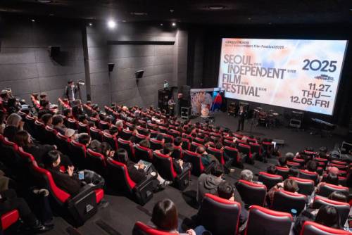 ◇제51회 서울독립영화제가 오는 5일까지 이어지고 있는 가운데, 지난 1일 서울 CGV압구정에서 ‘2025 지역포럼: 지역영화정책의 과거와 미래’가 열렸다.