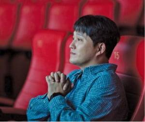 영화 ‘극장의 시간들’ 스틸.  /티캐스트 제공