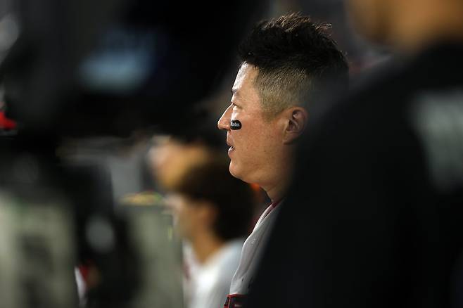 베테랑 타자 최형우가 결국 KIA를 떠난다. FA 시장에서 적극적으로 다가 선 삼성과 계약할 전망이다. 삼성과 KIA의 최종 오퍼는 계약 기간과 보장액에서 차이가 있는 것으로 알려졌다. 사진제공｜KIA 타이거즈