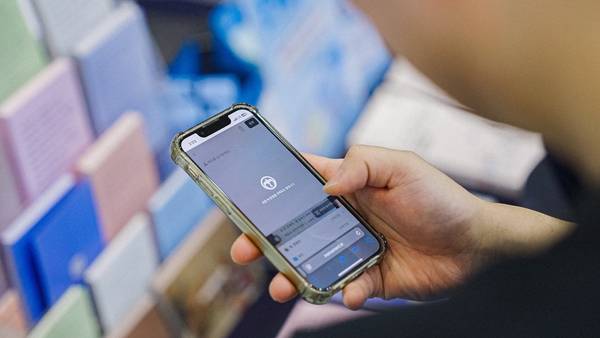 AI 사진메모 서비스. /메모먼트