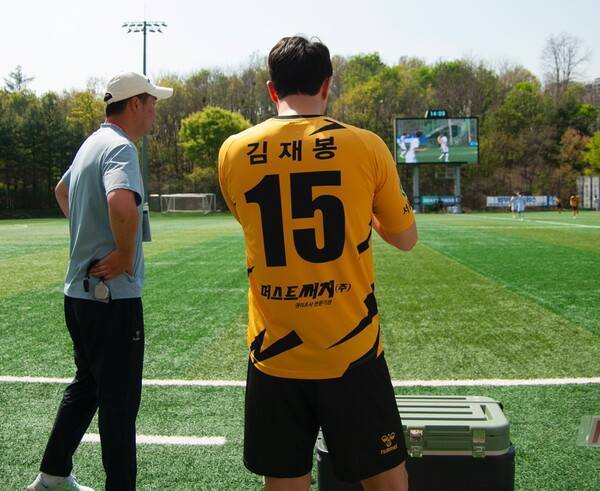 서울중랑축구단의 김재봉