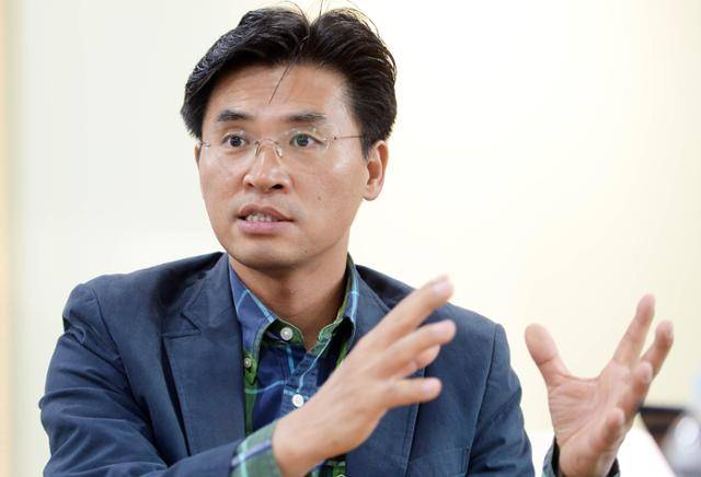 한학수 MBC PD. 그는 2005년 6월부터 11월까지 황우석 줄기세포의 진위와 논문 조작을 취재했다. 한국일보 자료사진