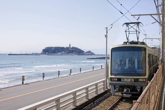 일본 가마쿠라 에노덴(에노시마) 전차. 사진 일본정부관광국