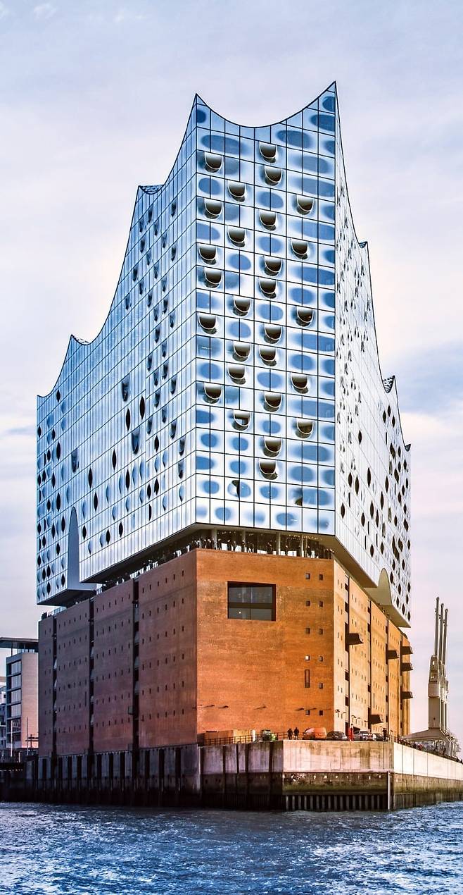 함부르크 엘브필하모니 Thies Raetzke