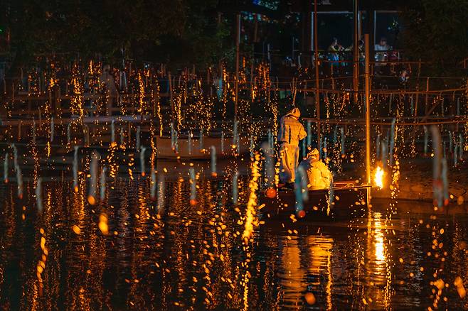 2025 대한민국 관광공모전 사진부문 금상 ‘낙화놀이의 정수’ / 사진 = 한국관광공사