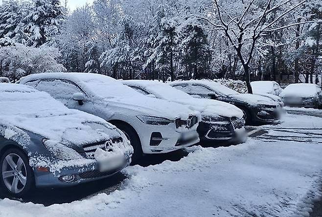 폭설에는 주행 대신 주차를 선택하는 게 낫다. [사진촬영=최기성 매경 디지털뉴스룸 기자]