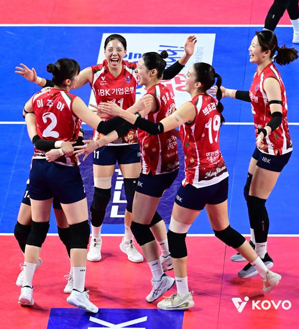 IBK가 최하위에서 벗어났다. 사진 제공= KOVO