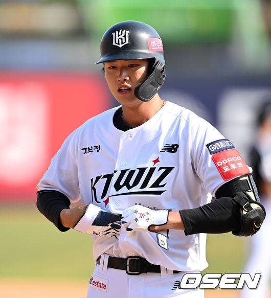 [OSEN=이대선 기자] KT 윤준혁/sunday@osen.co.kr