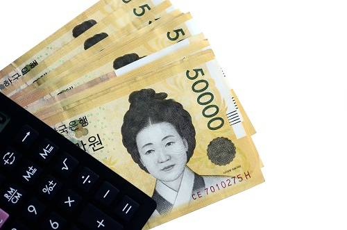 중소기업 상당수가 가입 안내를 제대로 하지 않는다. 기업의 의무도 강화해야 한다. 게티이미지