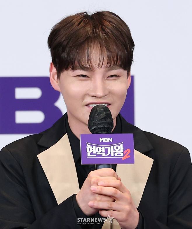 (서울=뉴스1) 권현진 기자 = 가수 박서진이 12일 서울 마포구 누리꿈스퀘어 비즈니스타워에서 열린 MBN ‘현역가왕2’ TOP7 종영 기자 간담회에서 인사말을 하고 있다. 2025.3.12/뉴스1 Copyright (C) 뉴스1. All rights reserved. 무단 전재 및 재배포, AI학습 이용 금지. /사진=(서울=뉴스1) 권현진 기자