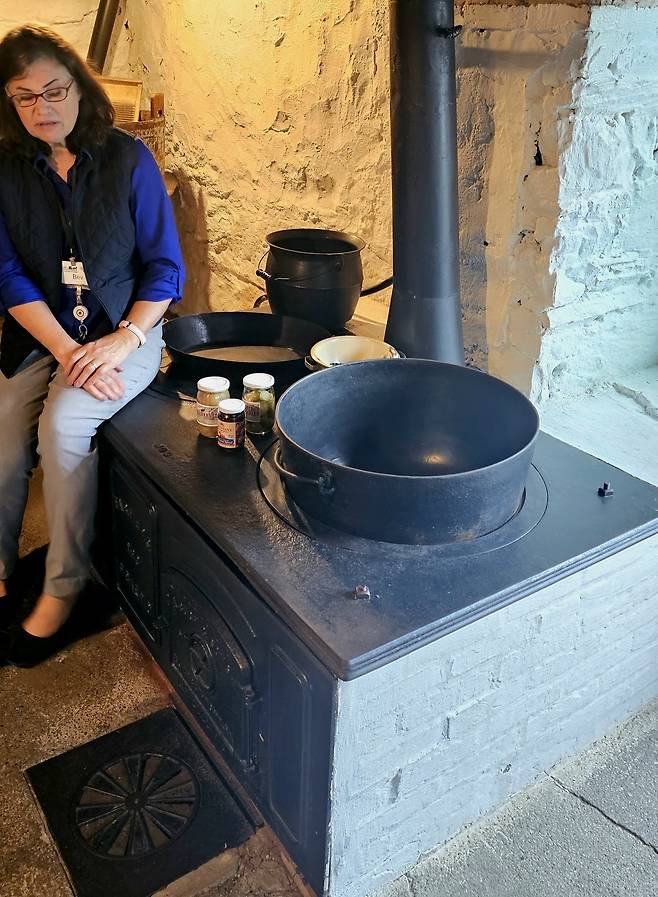 아미시의 부엌에는 흔한 가스레인지, 전기 오븐 등을 찾아볼 수 없다. 손호철 제공