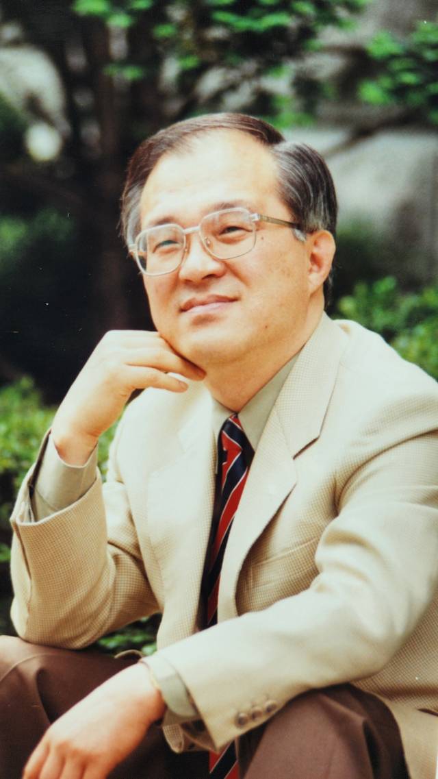 ▲ 초대 청소년보호위원장 때의 모습. ⓒ푸르메재단