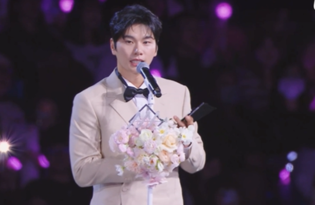 ▲ 출처| 'AAA 2025' 캡처