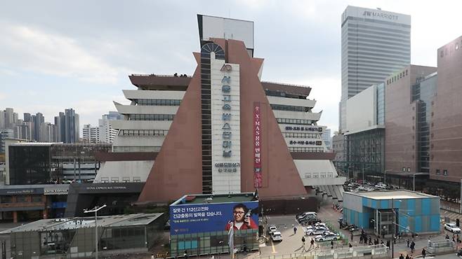 고속버스터미널 개발 소식에 관련주의 주가가 가파른 상승세를 기록 중이다.[사진｜연합뉴스]